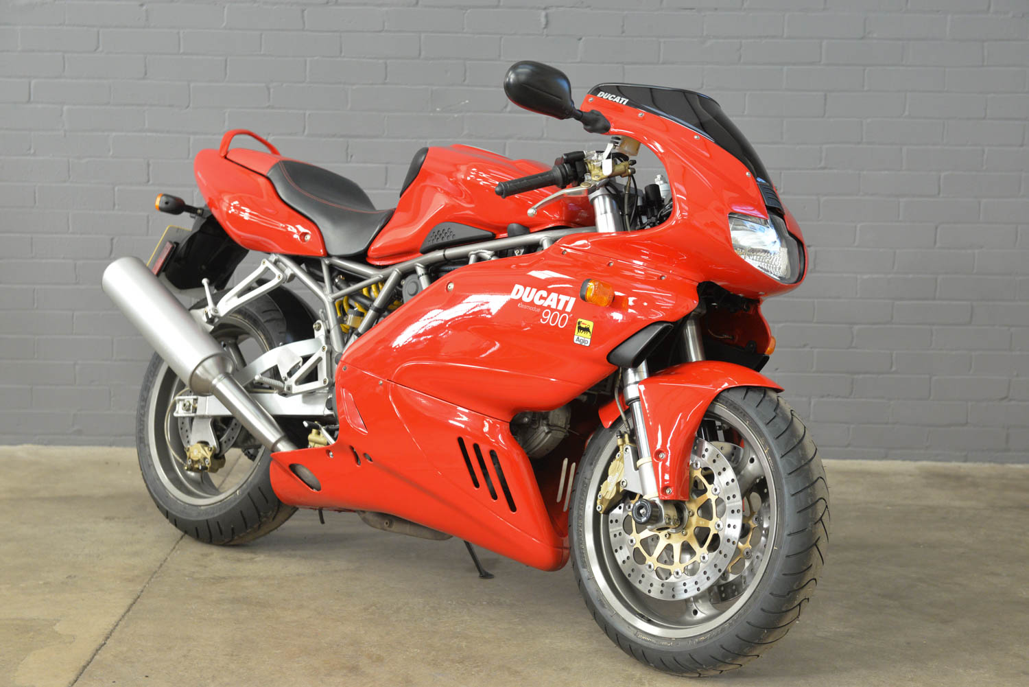 2001 Ducati 900 SS ie