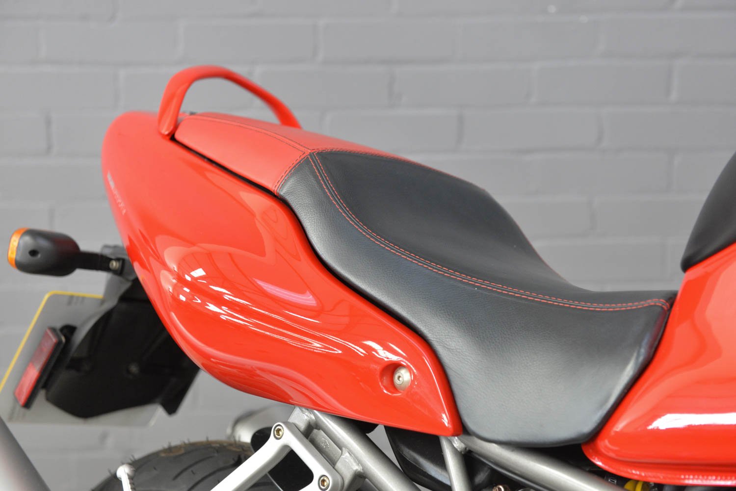 2001 Ducati 900 SS ie
