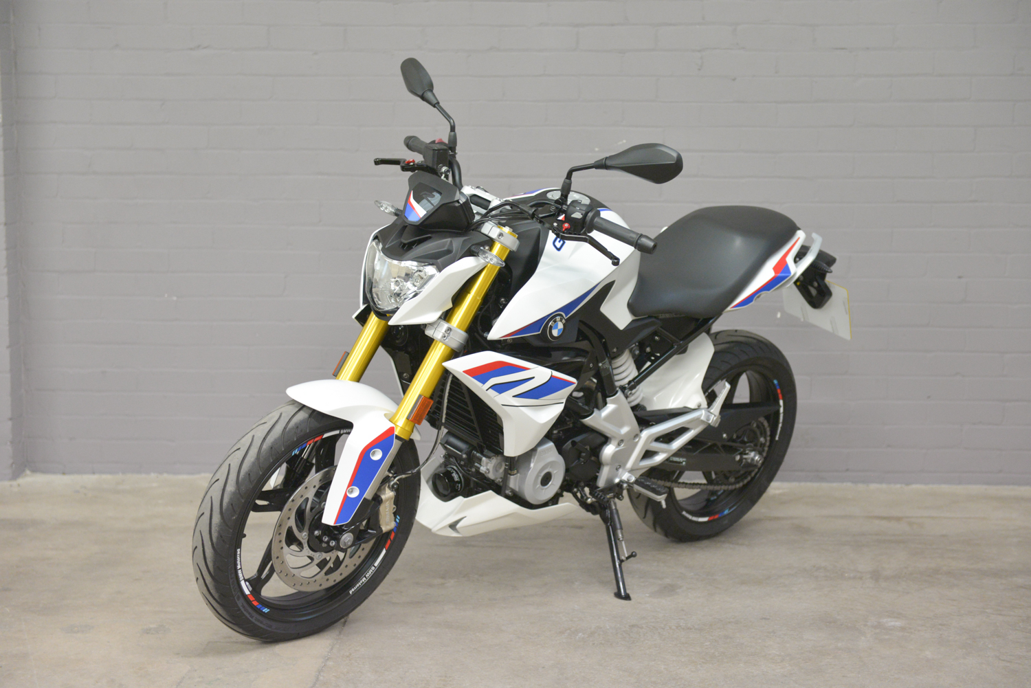 2017 BMW G 310 R ***** DEPOSIT TAKEN *****