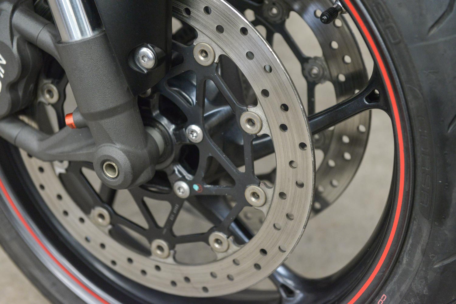 2015 Triumph Street Triple 675 R