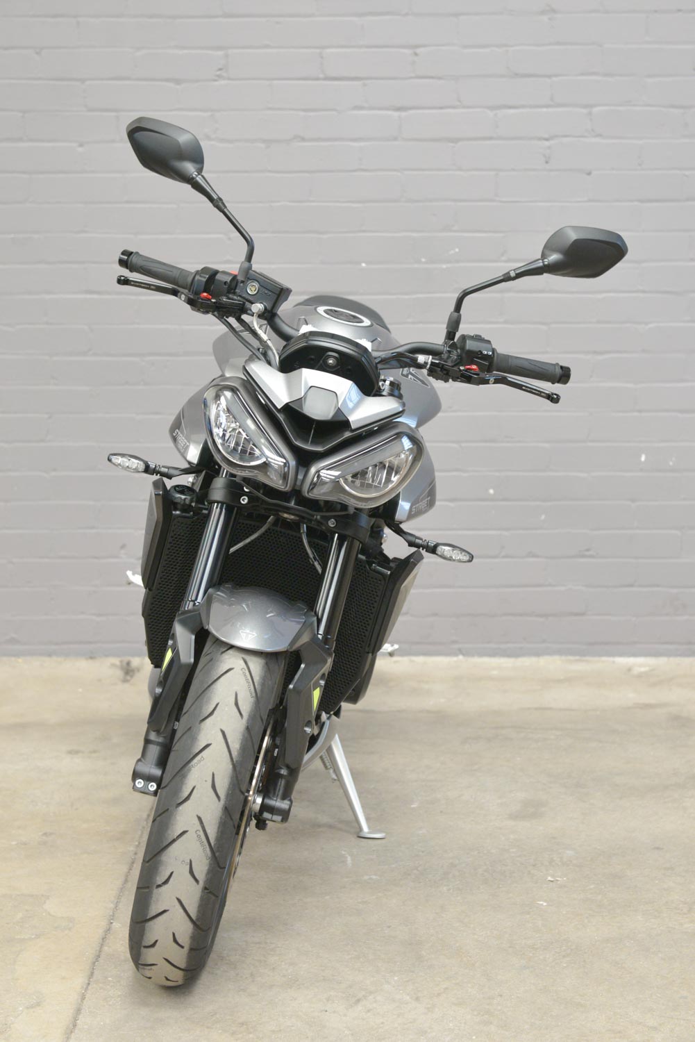 2023 Triumph Street Triple 765 R