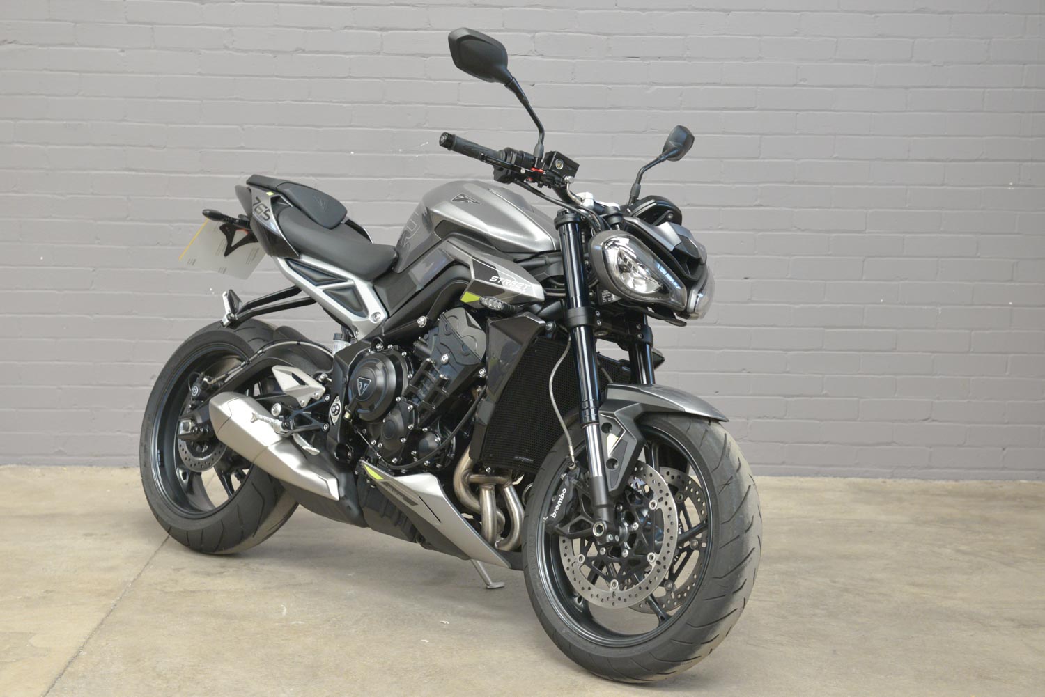 2023 Triumph Street Triple 765 R