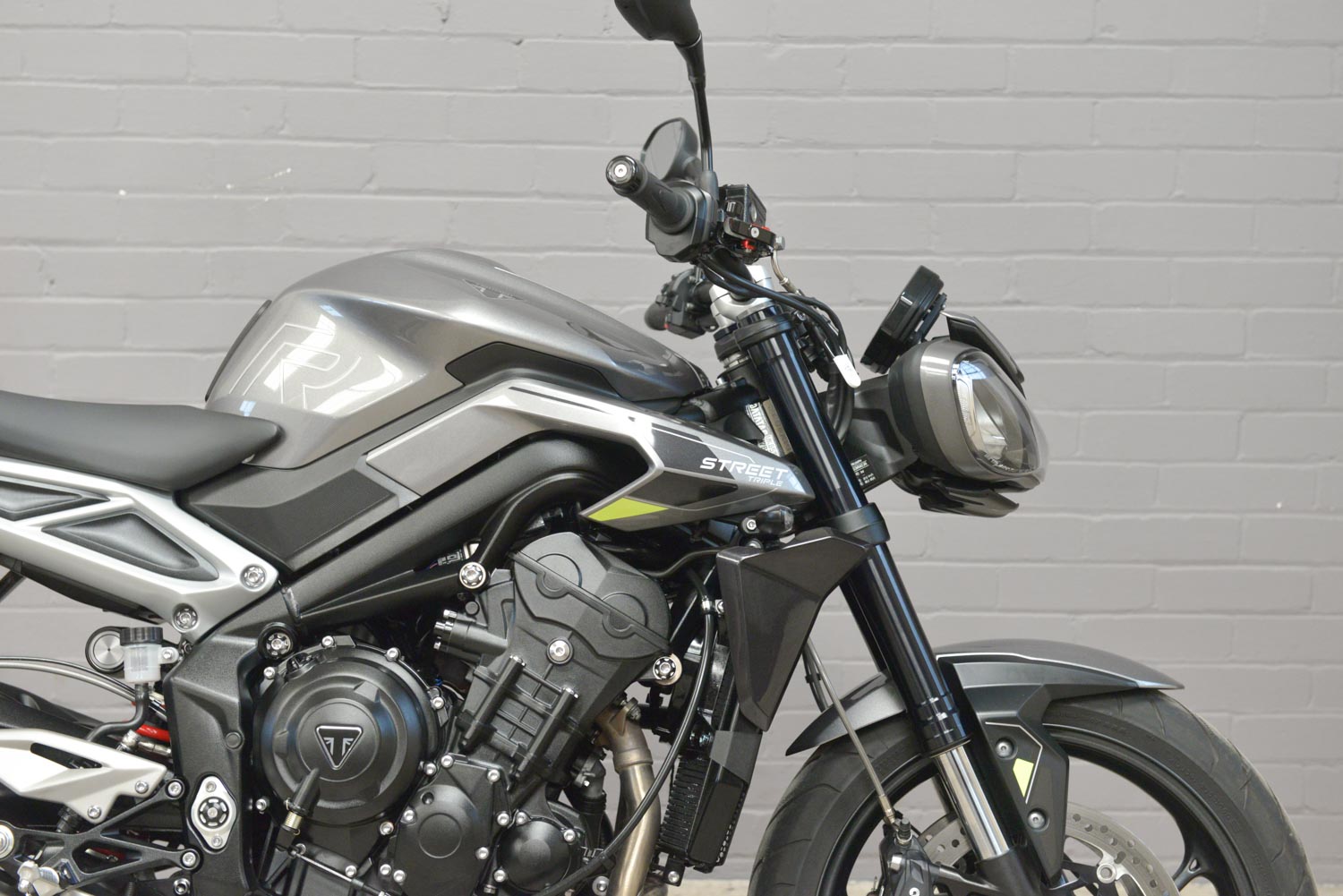 2023 Triumph Street Triple 765 R