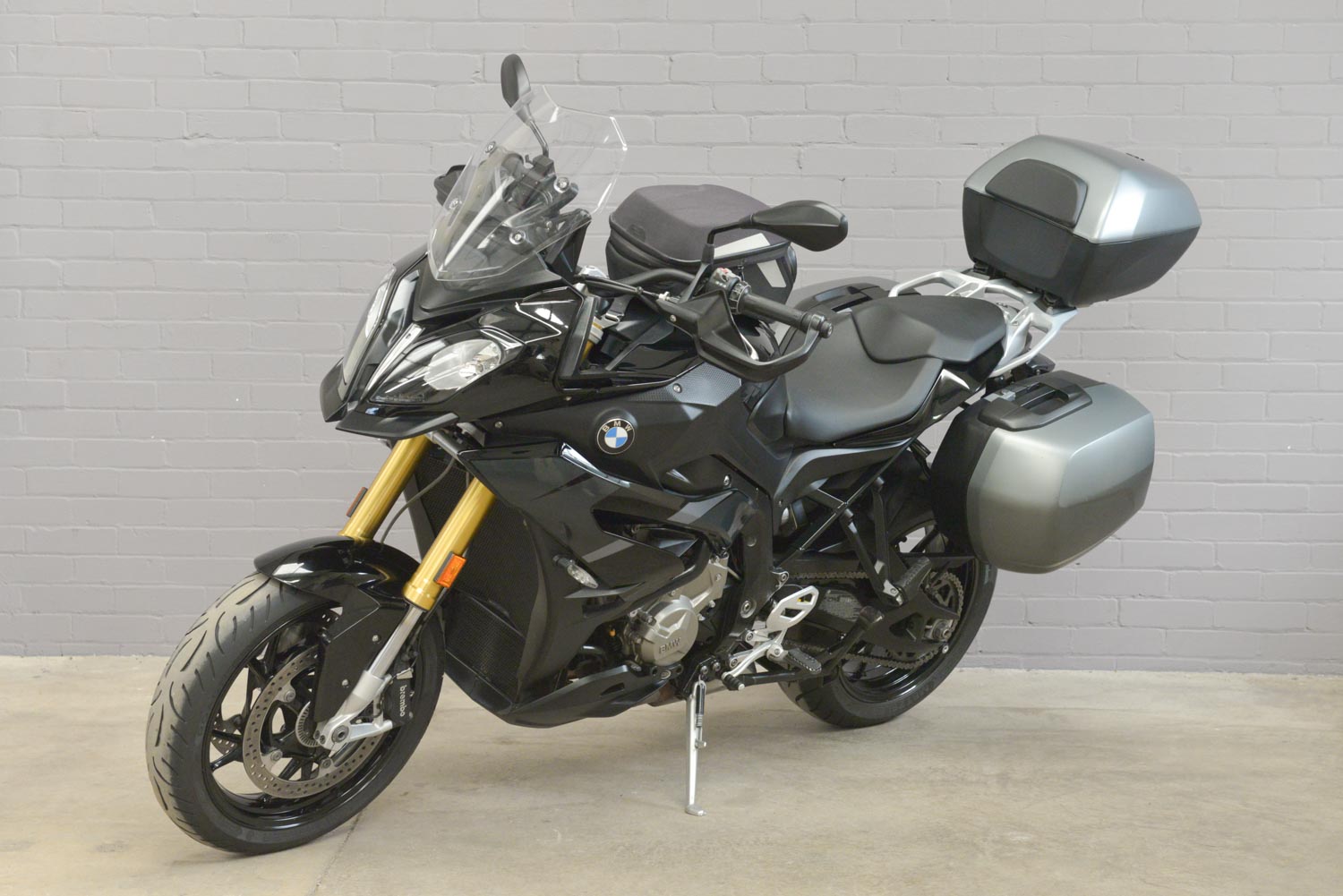 2018 BMW S 1000 XR Sport SE Triple Black