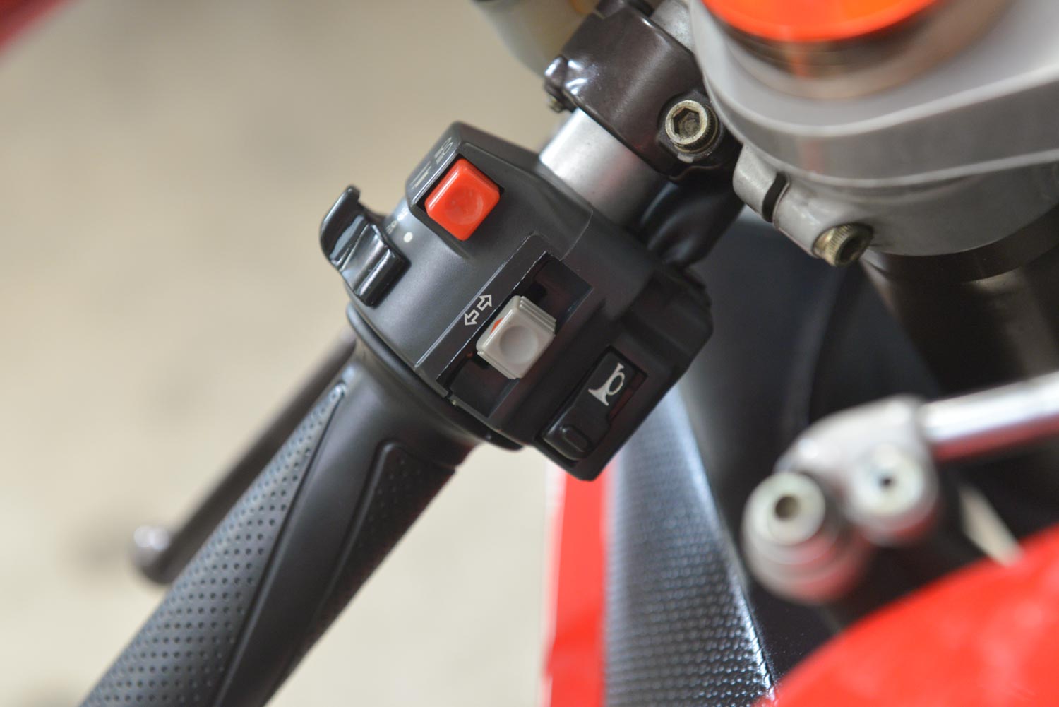 2000 MV Agusta 750 F4 S