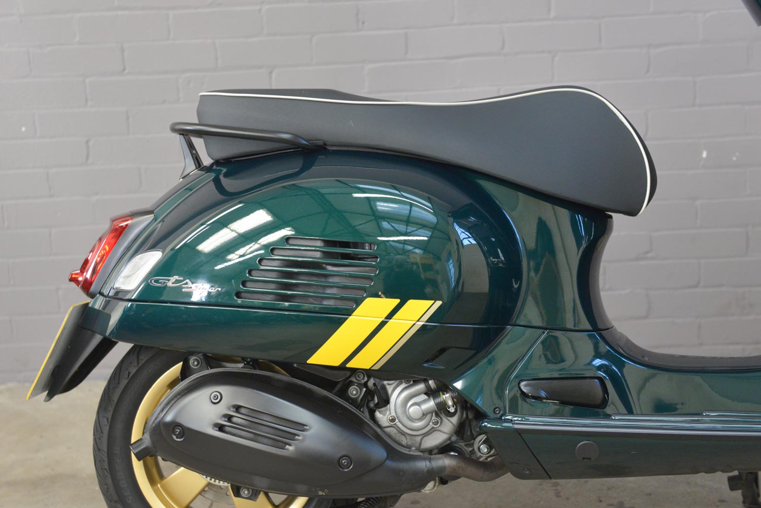 2020 Piaggio Vespa GTS Super 300 Racing 60’s