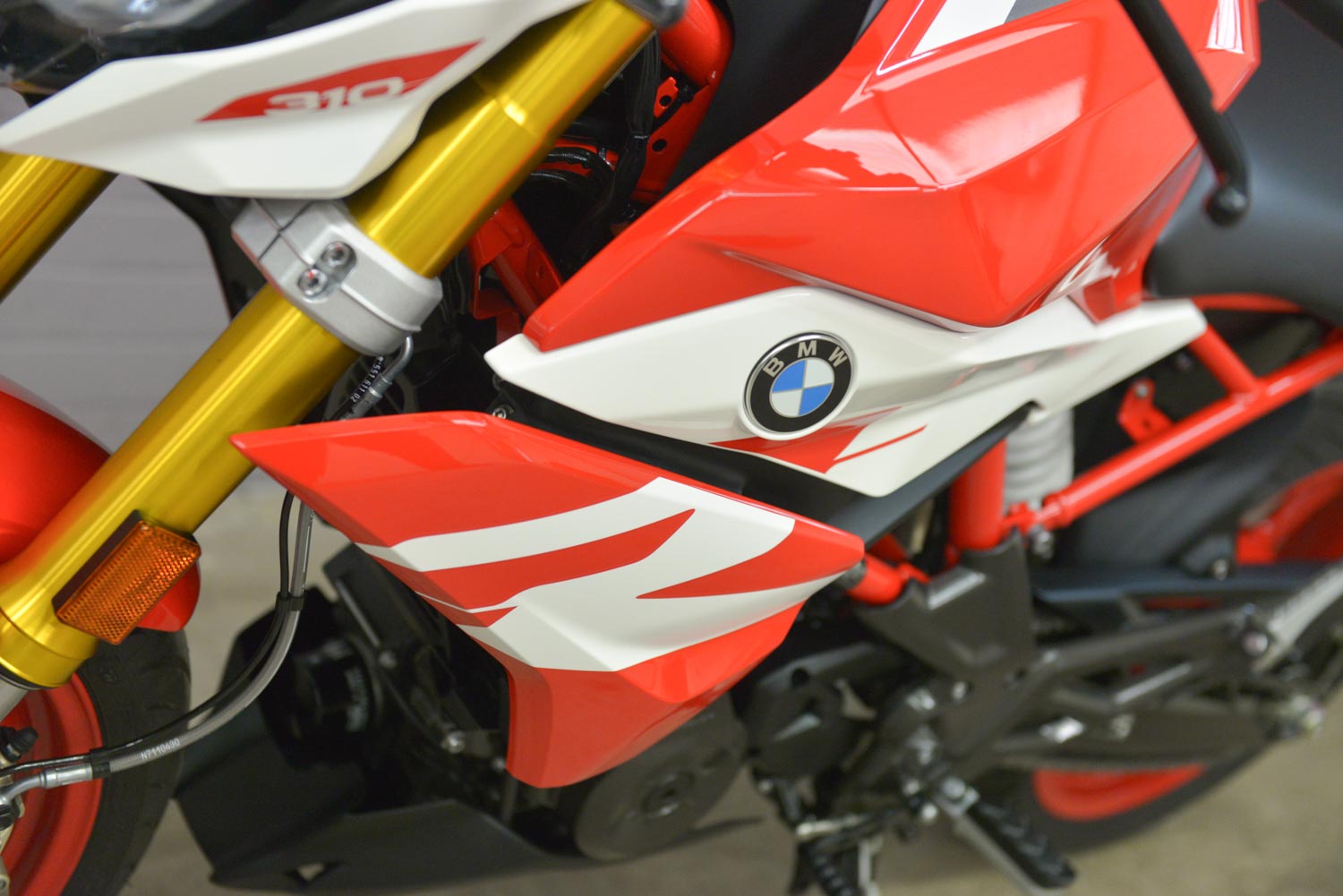2024 BMW G 310 R
