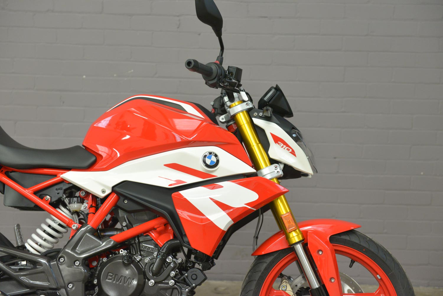 2024 BMW G 310 R