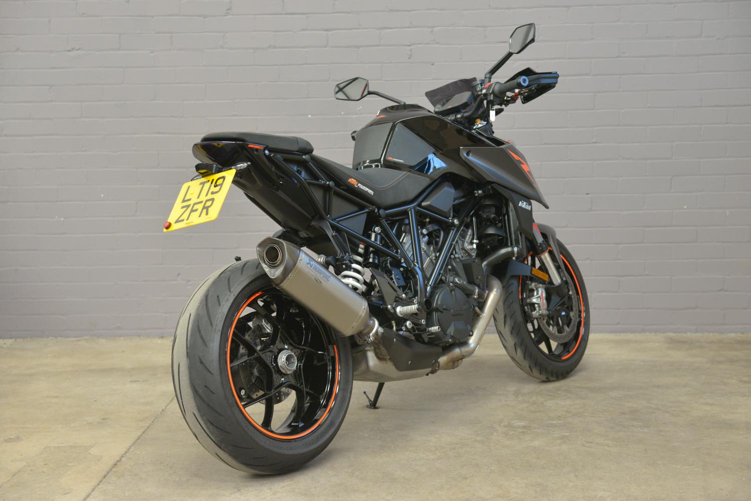 2019 KTM Superduke 1290 R