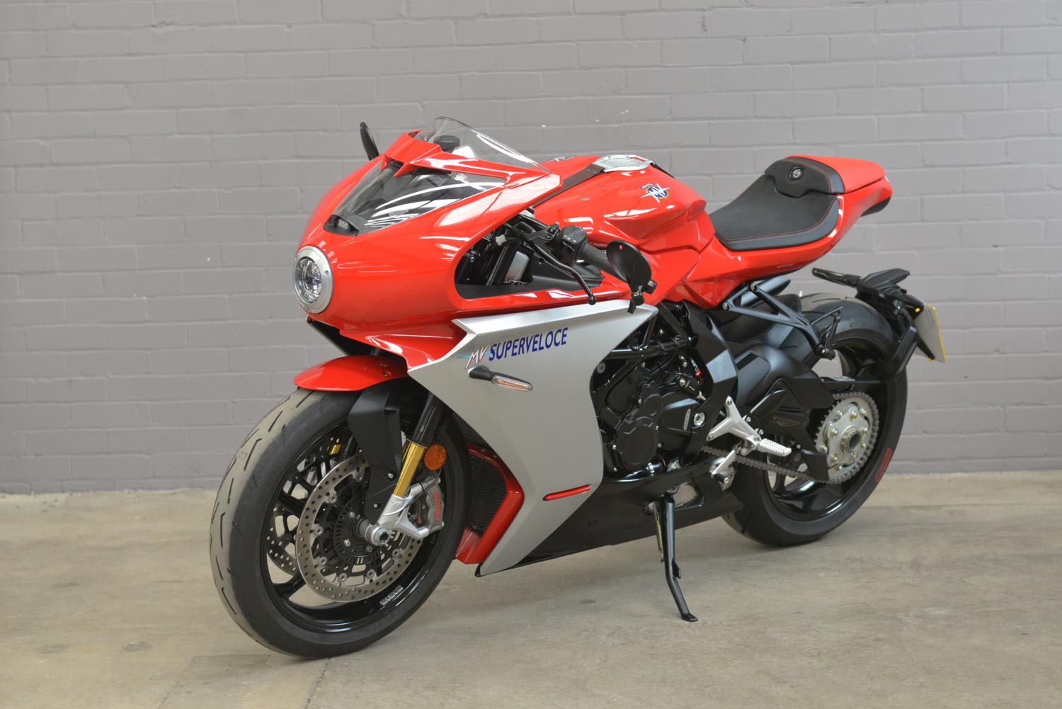 2025 MV Agusta Superveloce 800