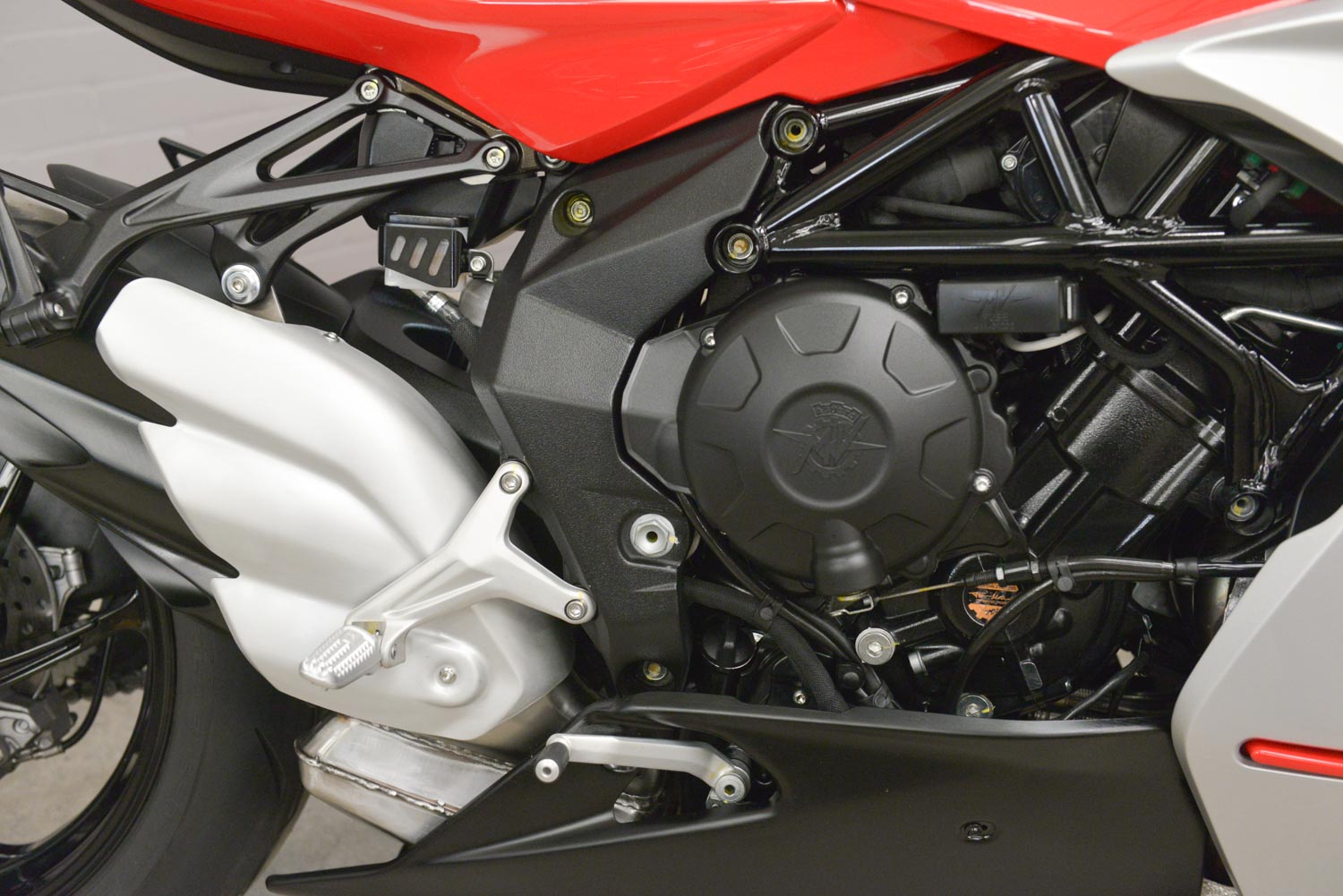 2025 MV Agusta Superveloce 800