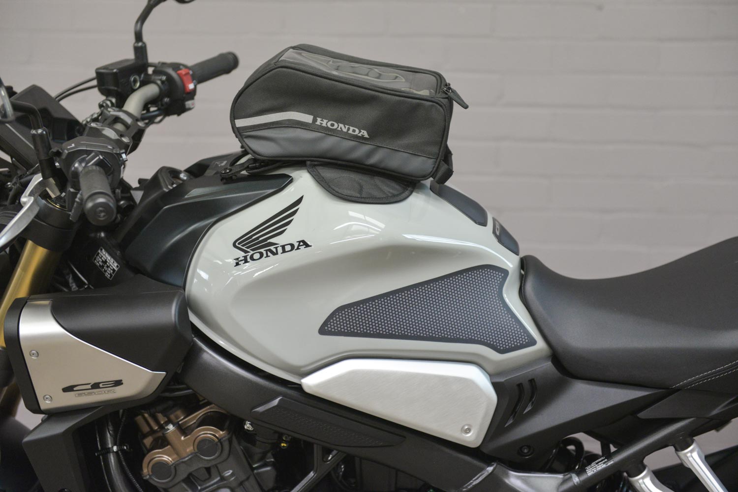 2025 Honda CB 650 R E-Clutch