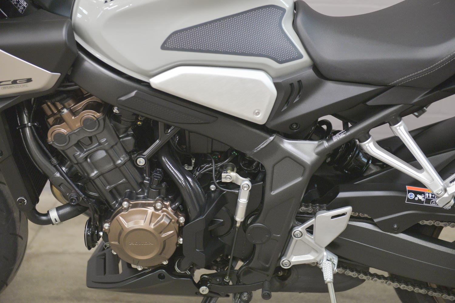 2025 Honda CB 650 R E-Clutch