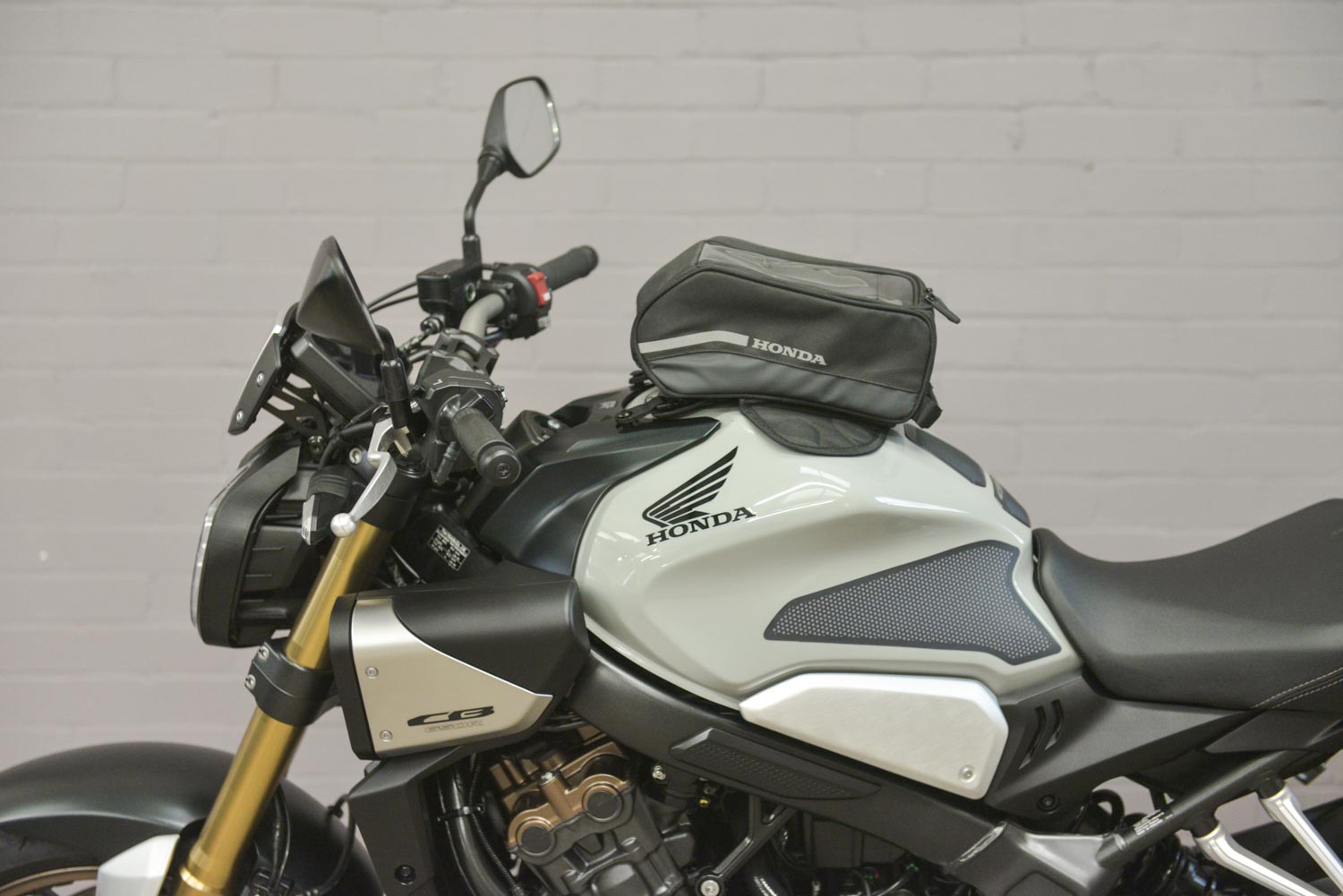2025 Honda CB 650 R E-Clutch
