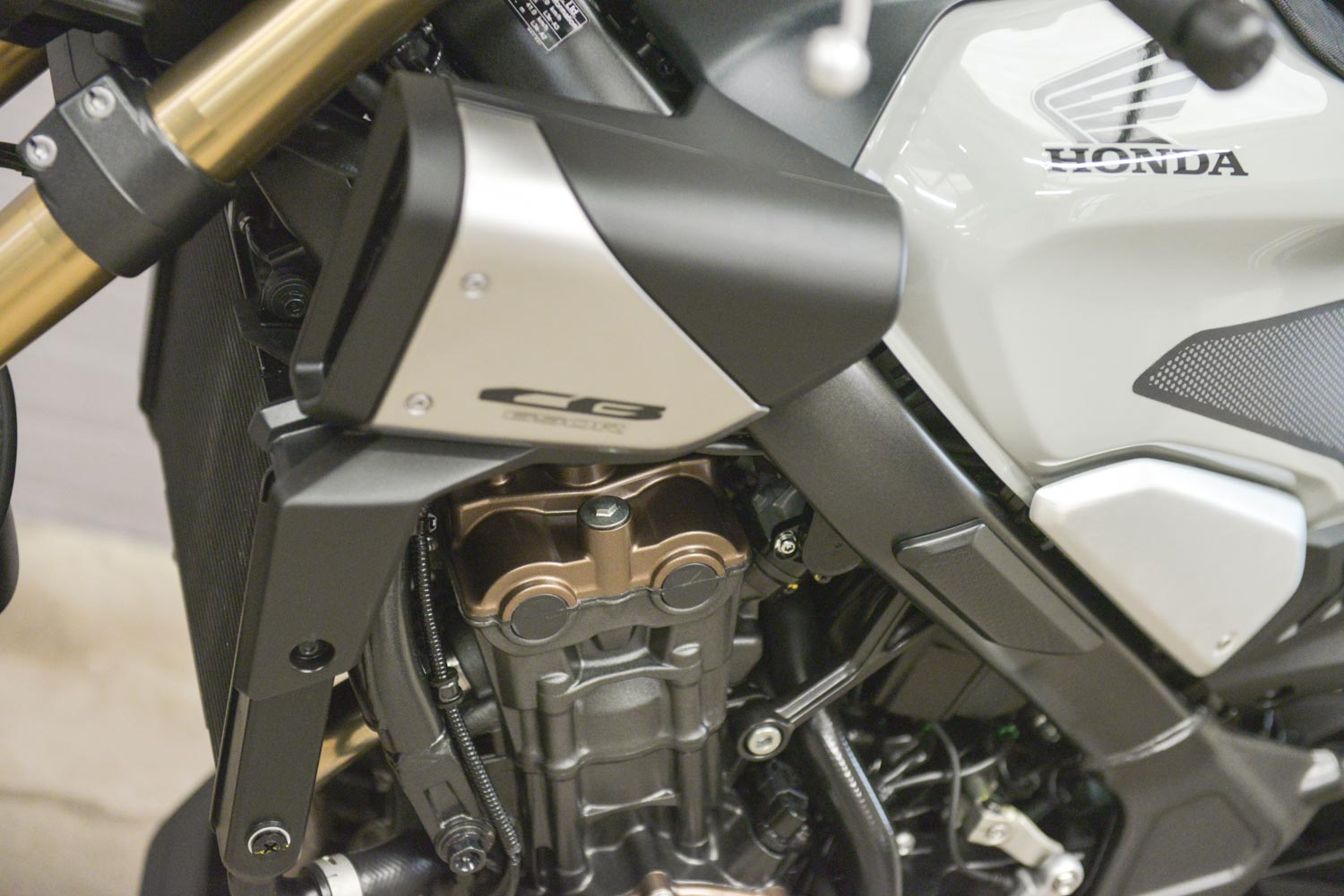 2025 Honda CB 650 R E-Clutch