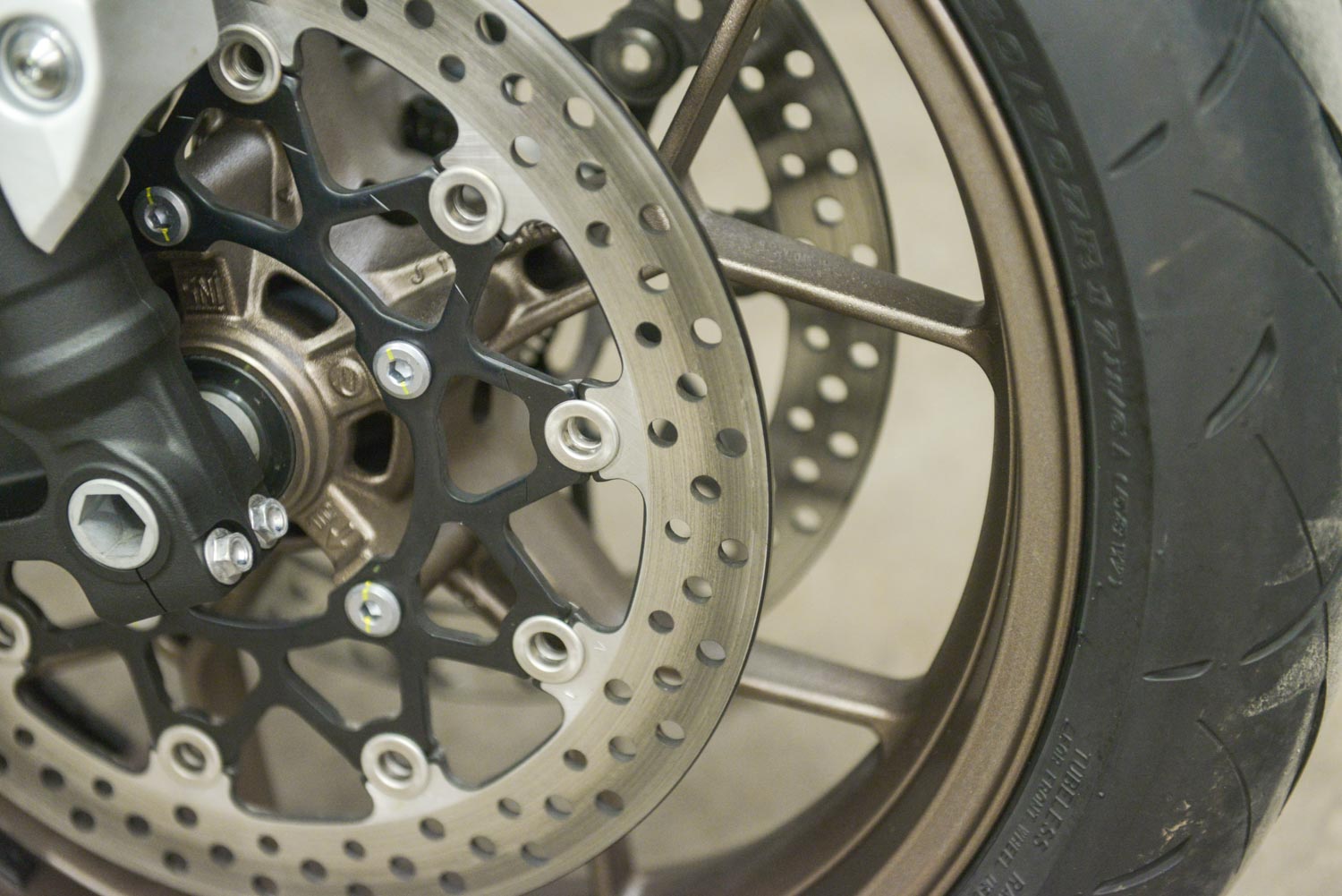 2025 Honda CB 650 R E-Clutch