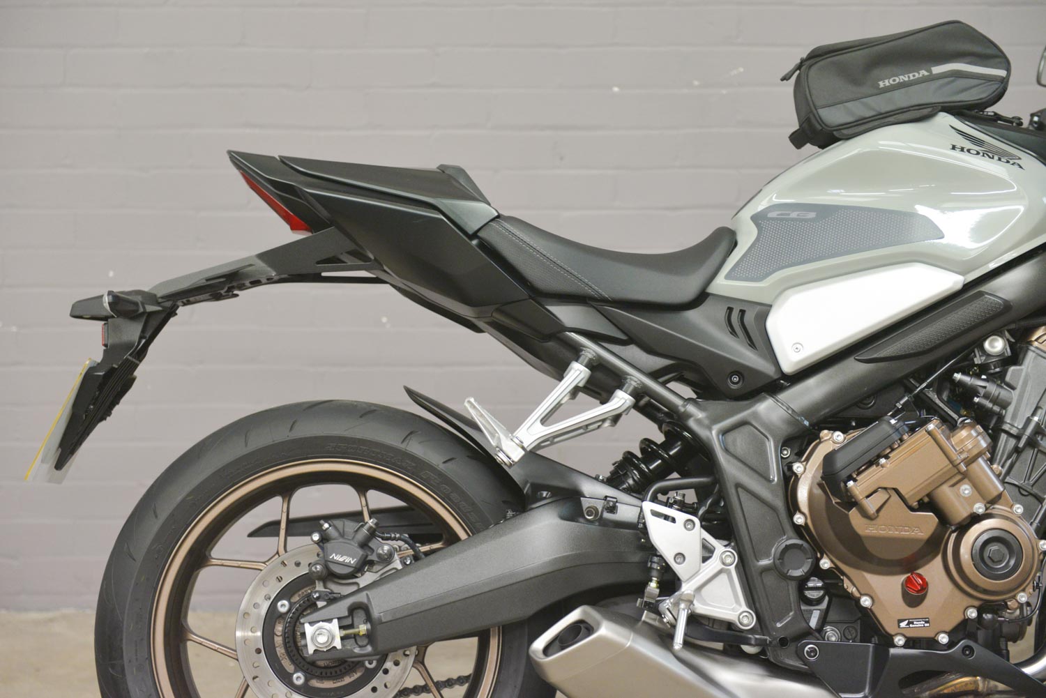 2025 Honda CB 650 R E-Clutch