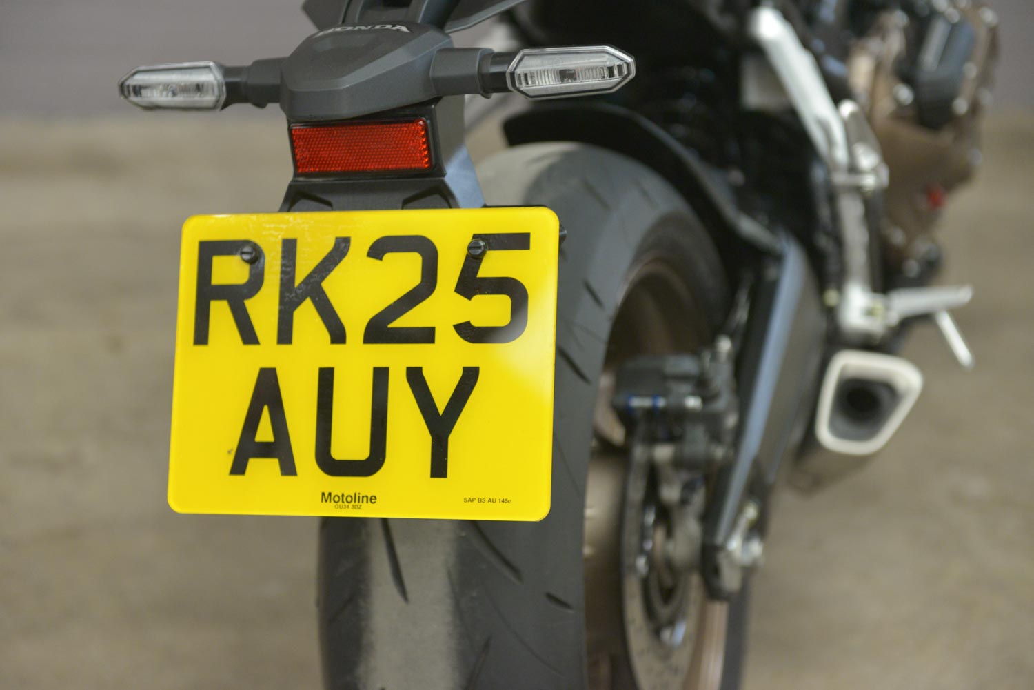 2025 Honda CB 650 R E-Clutch
