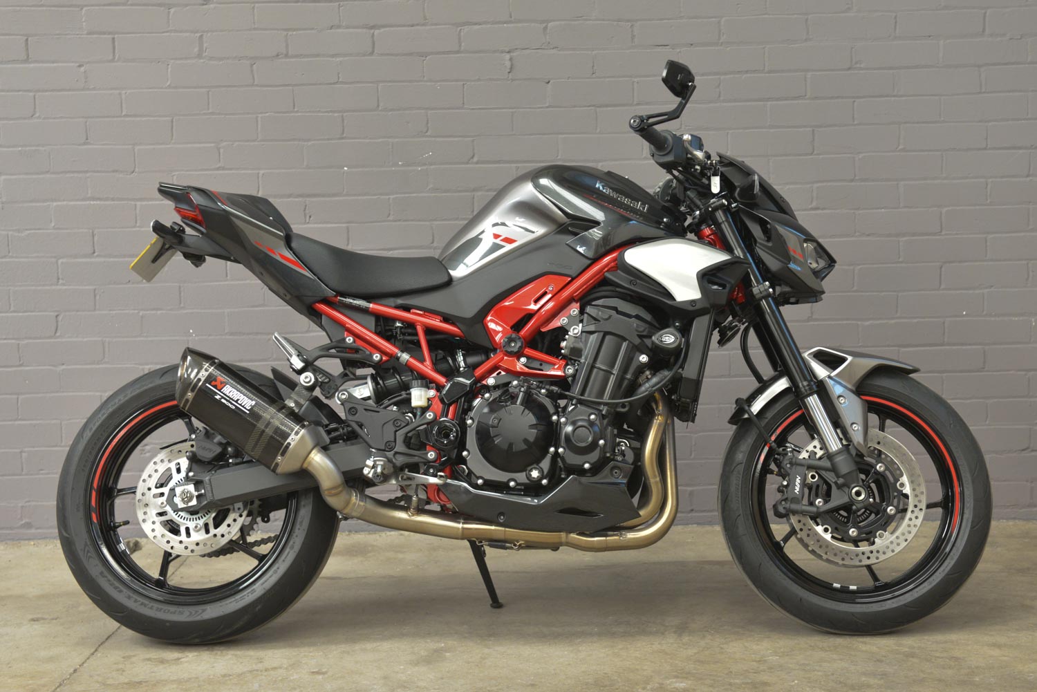 2025 Kawasaki Z 900 R ***** SOLD *****