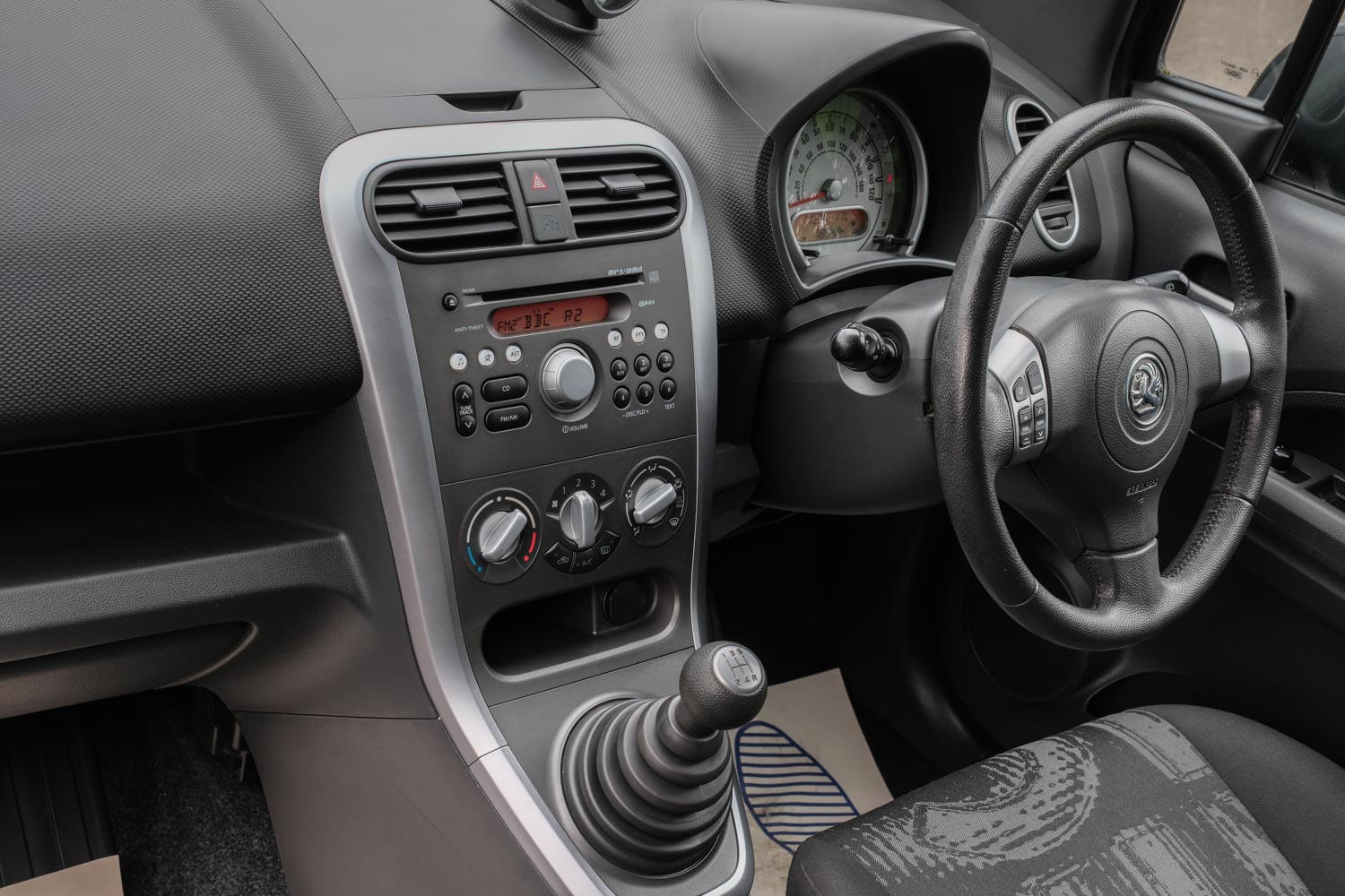 2013 Vauxhall Agila 1.2 VVT EcoFlex SE