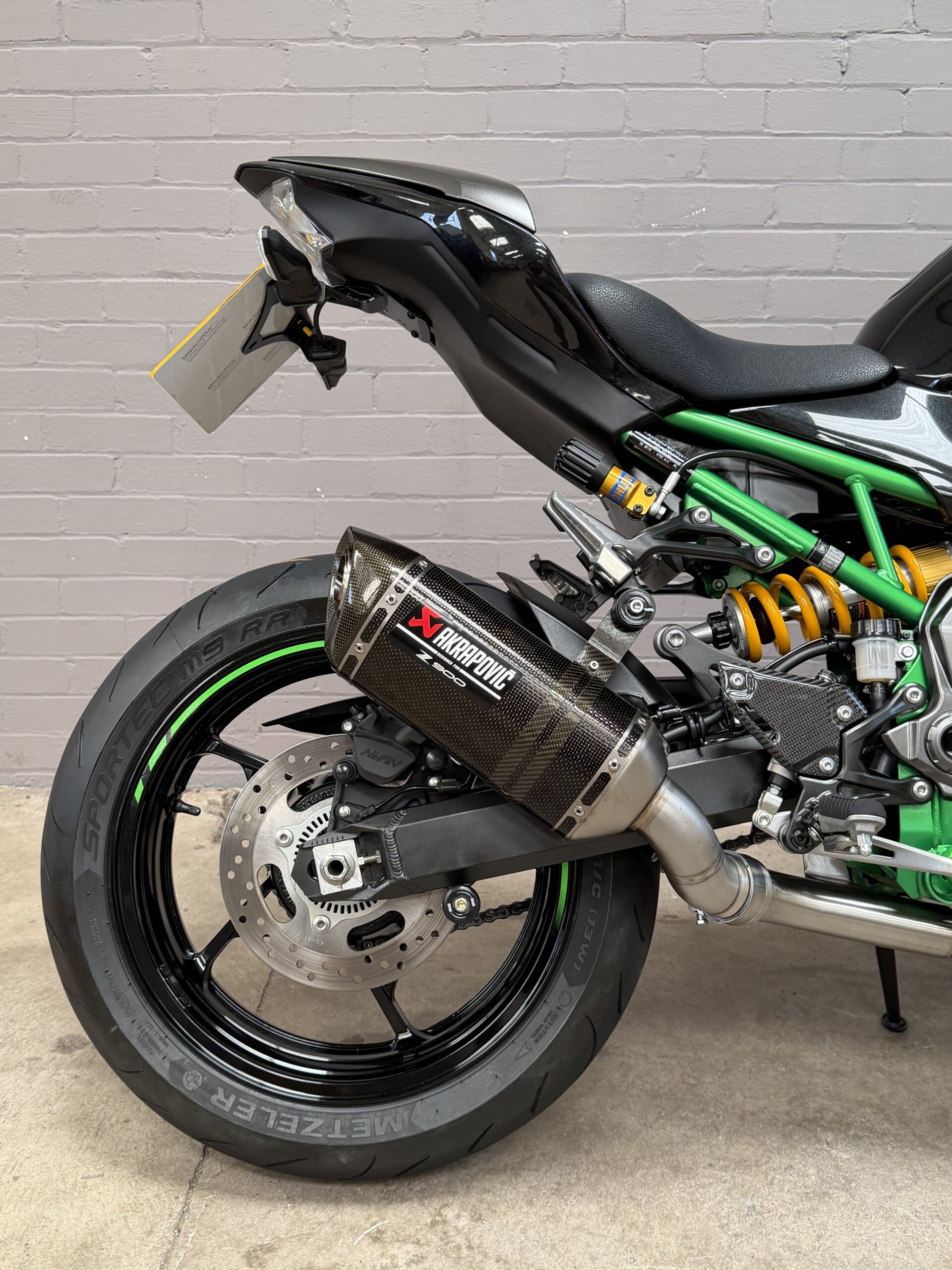 2024 Kawasaki Z 900 R SE Performance Edition