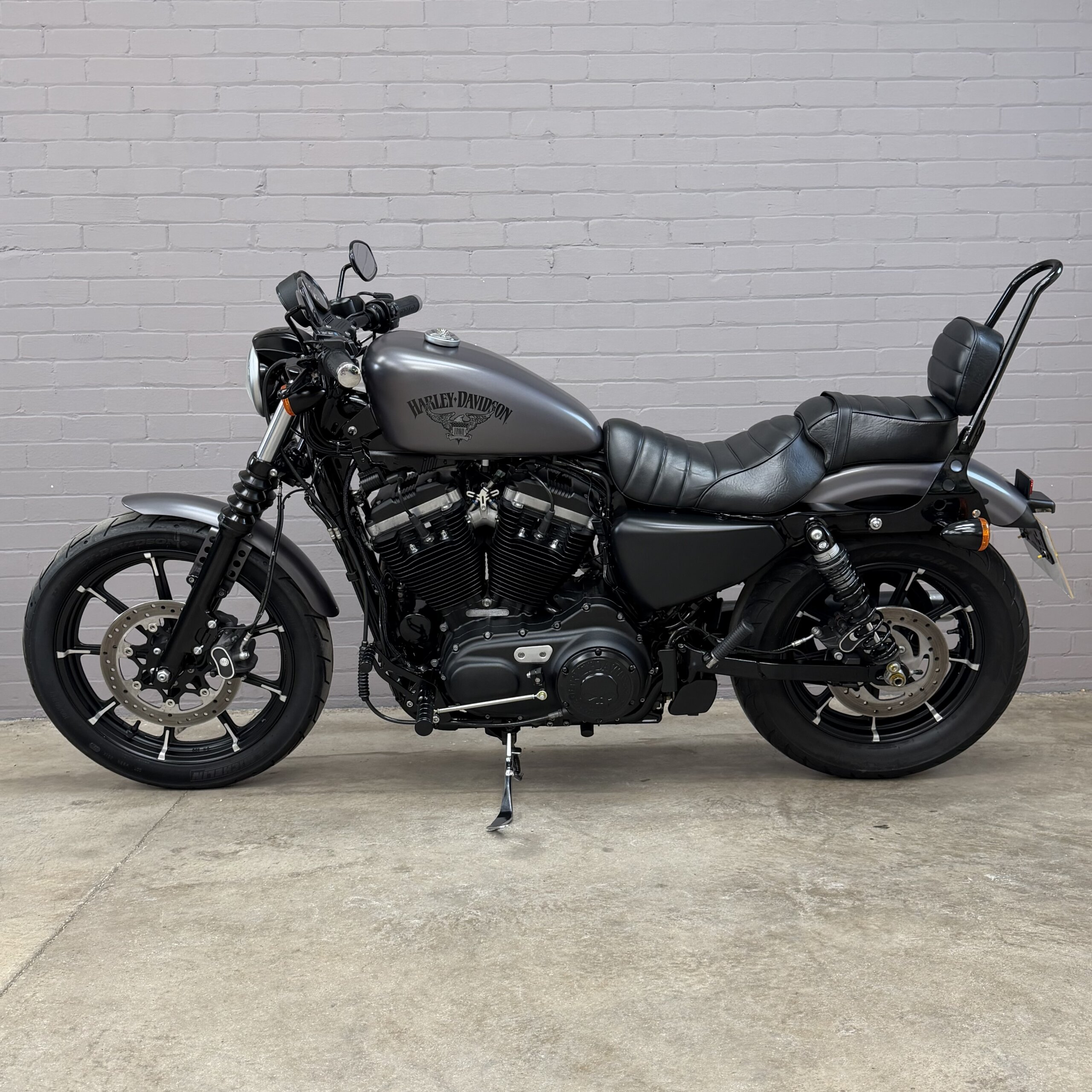 2017 Harley Davidson XL 883 Iron