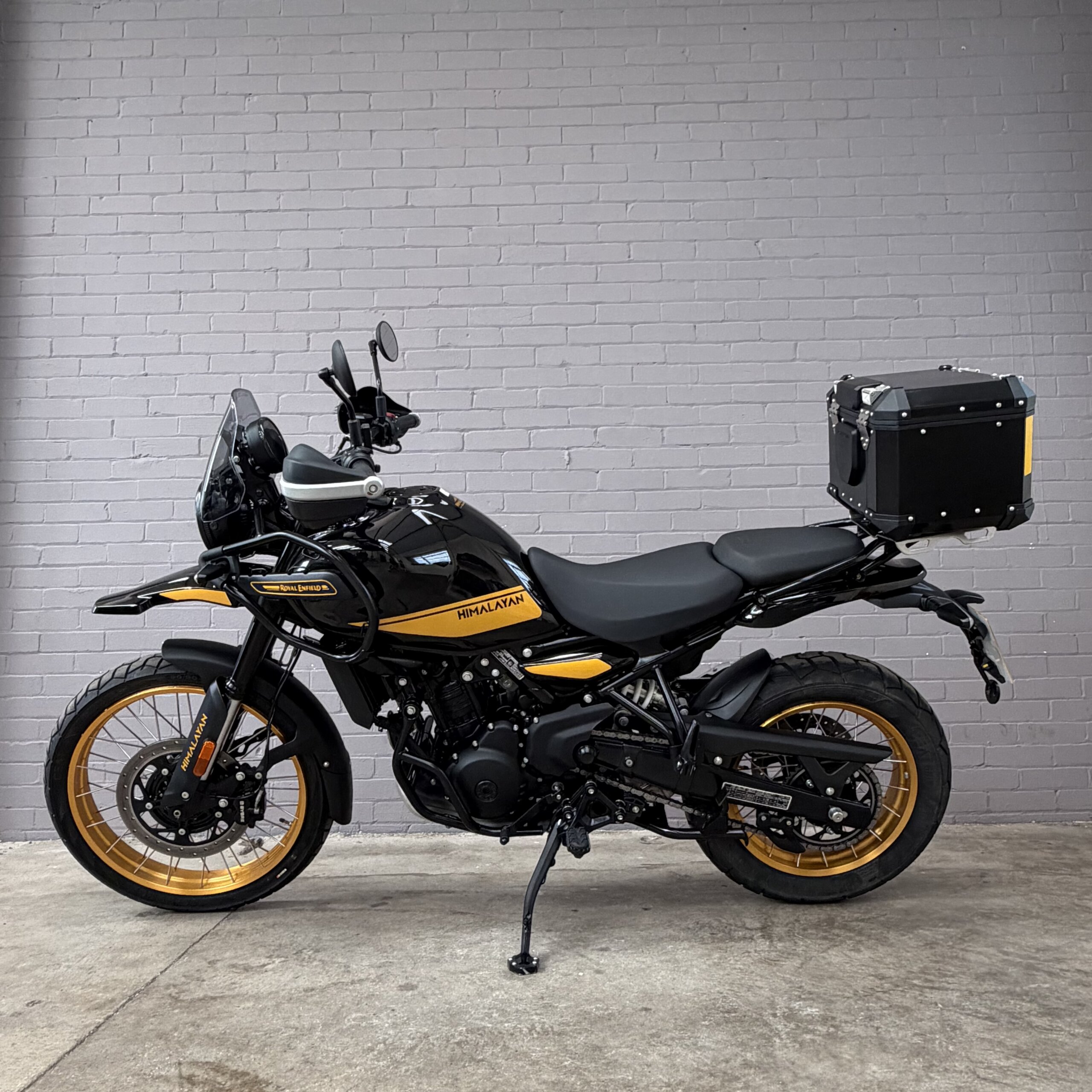 2025 Royal Enfield Himalayan 452 ***** DEPOSIT TAKEN *****