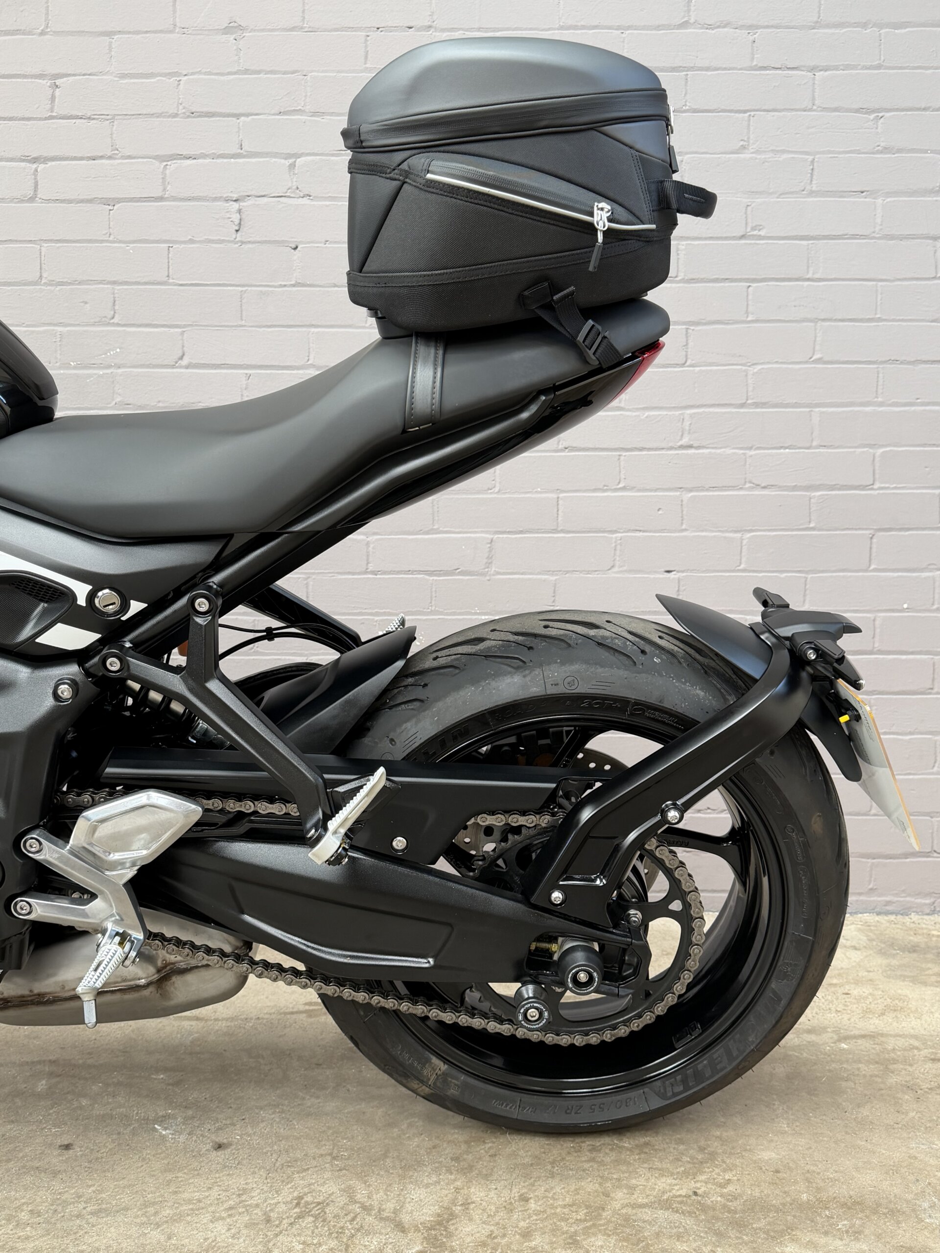 2025 Triumph Trident 660