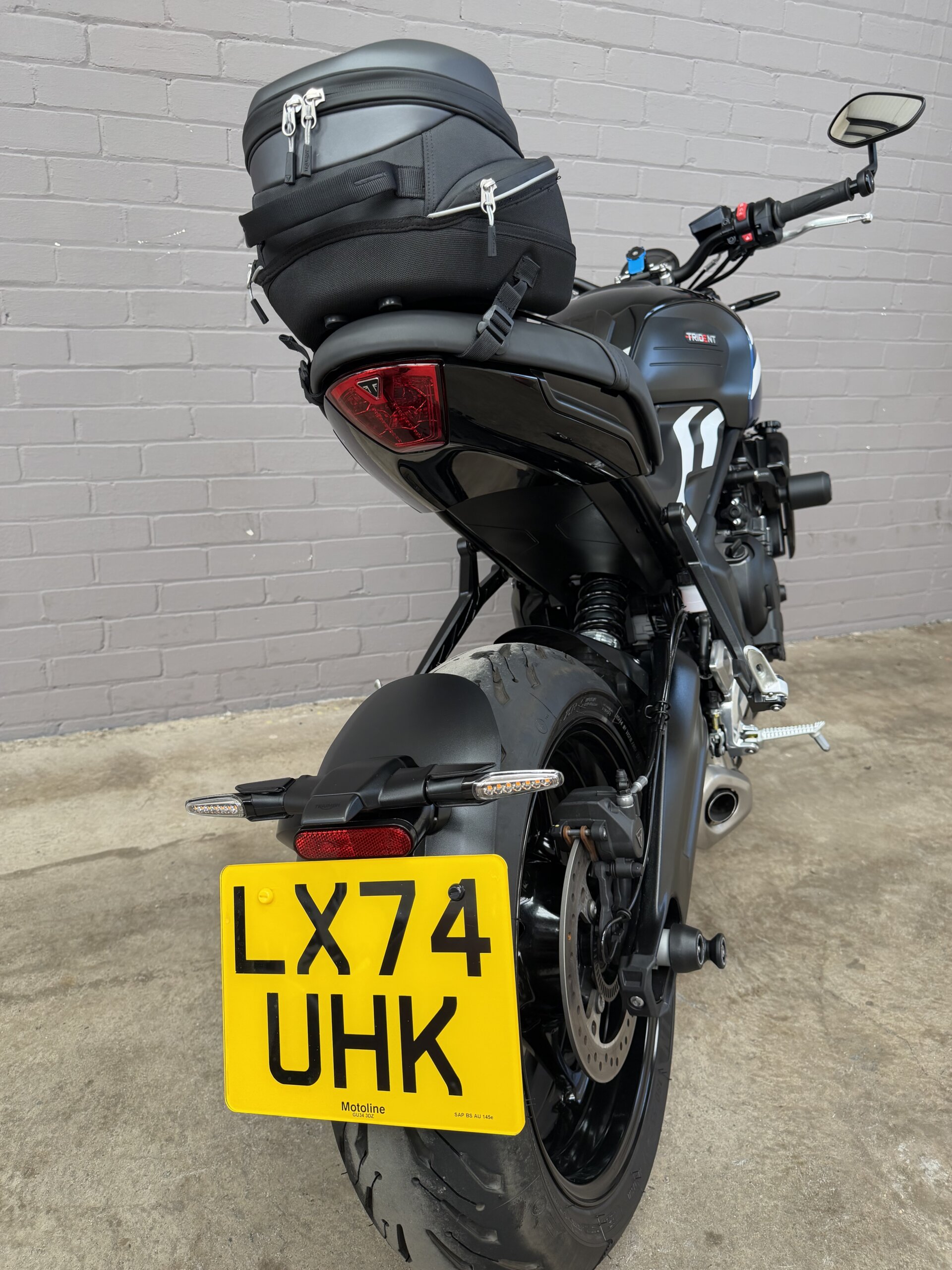 2025 Triumph Trident 660