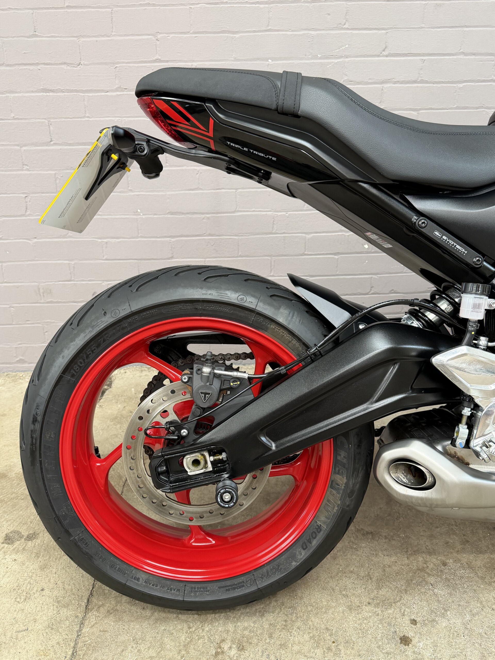2025 Triumph Trident 660 Tribute Edition