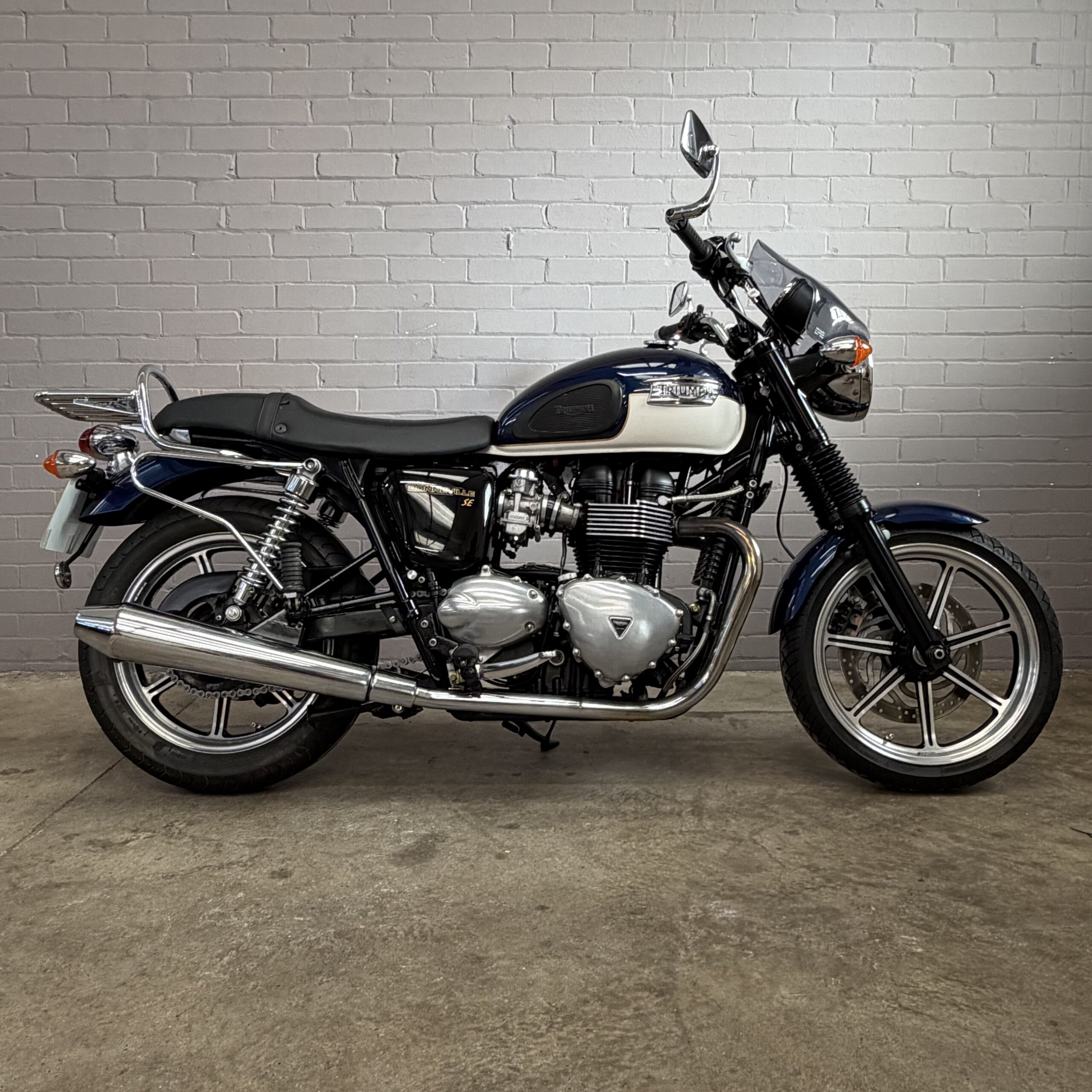 2010 Triumph Bonneville 865